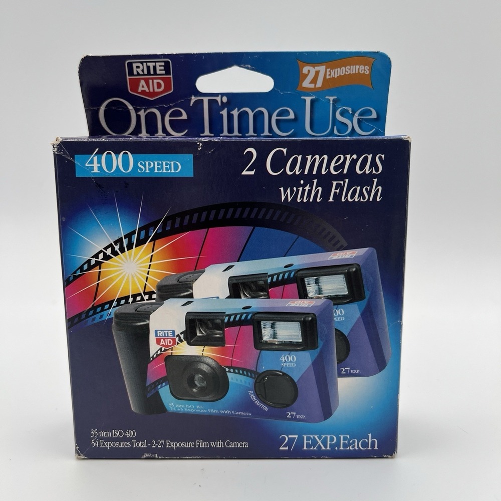 2 Vtg Disposable FILM Cameras  27 Exposures Ea. 400 Speed 35MM EXPIRED Flash